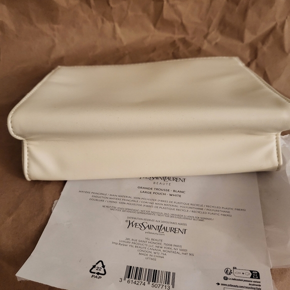 Yves Saint Laurent Cream Pouch with Gold Logo - Picture 5 of 6